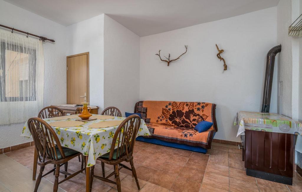 Apartmani Mile Đảo Krk Ngoại thất bức ảnh