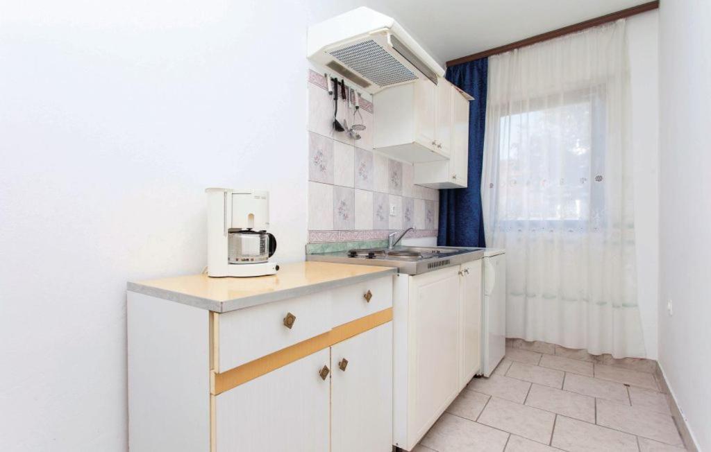 Apartmani Mile Đảo Krk Ngoại thất bức ảnh