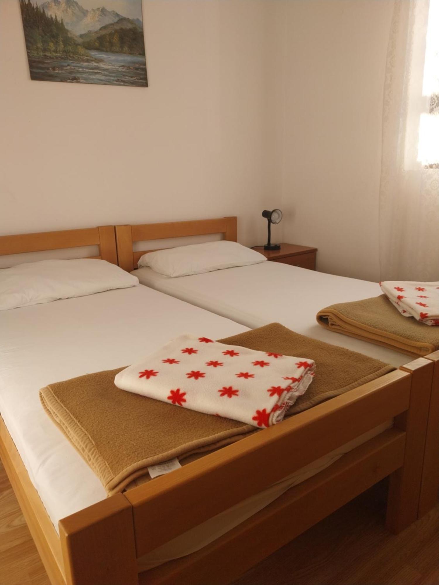 Apartmani Mile Đảo Krk Ngoại thất bức ảnh